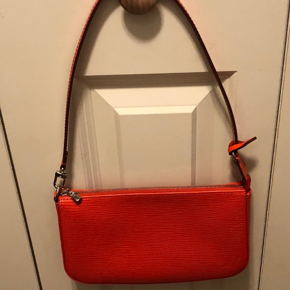 Louis Vuitton NWOT orange epi-leather pouchette